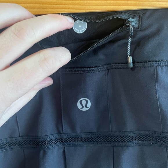 Lululemon Tiered Ruffle Skort - Picture 4 of 4